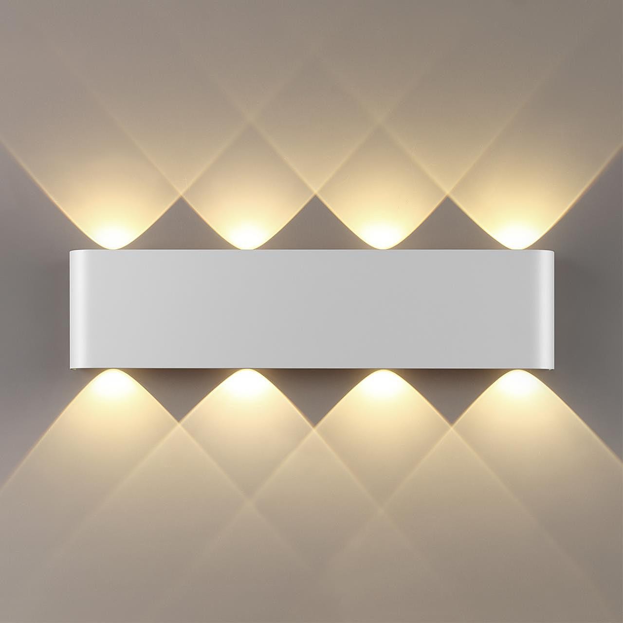 Настенный светильник Odeon Light Magnum 7192/8WL