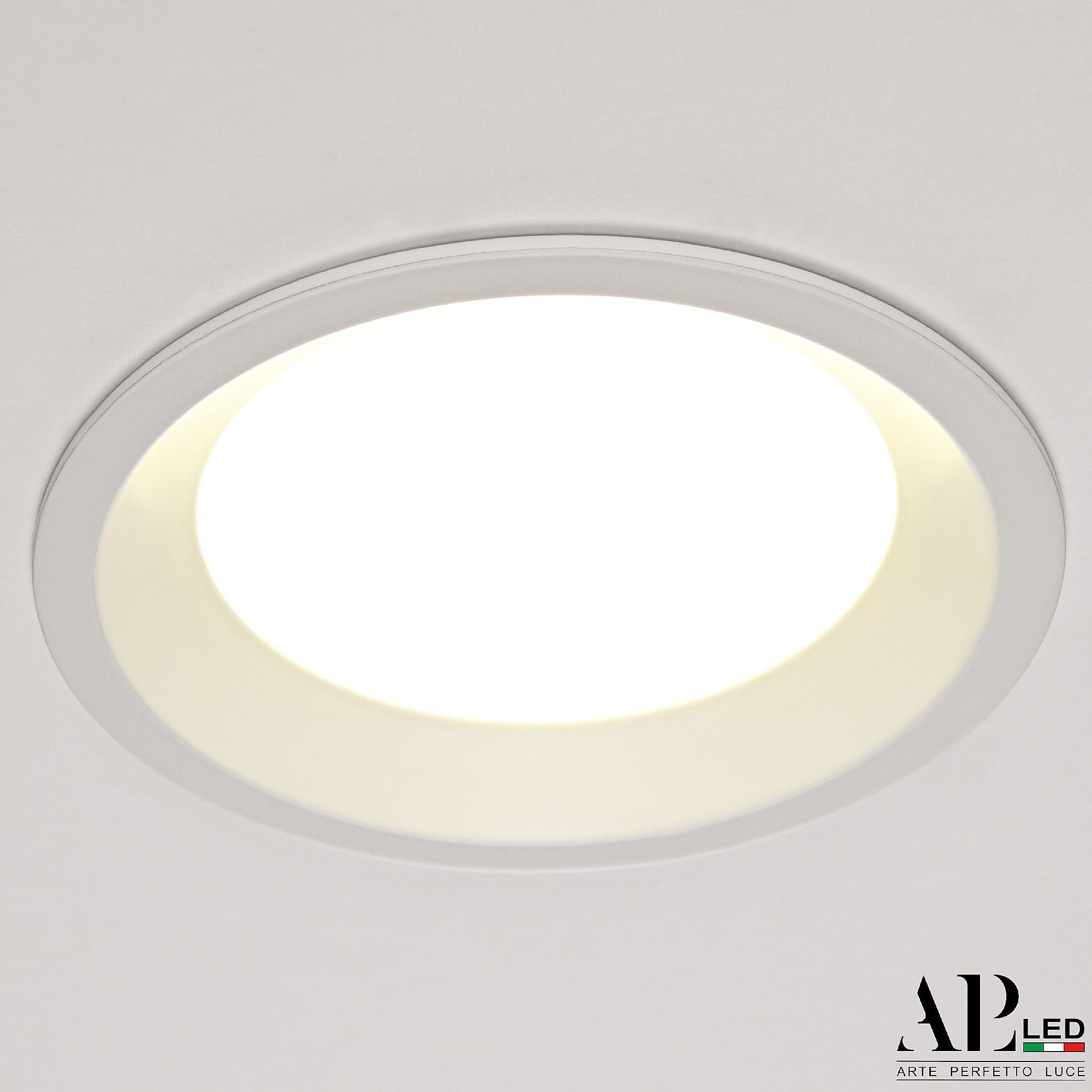 Встраиваемый светильник APL Led Ingrid 3322.LDY9016/9W/4K