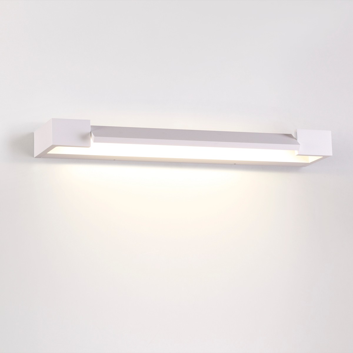 Настенный светильник Odeon Light Arno 3887/12WW