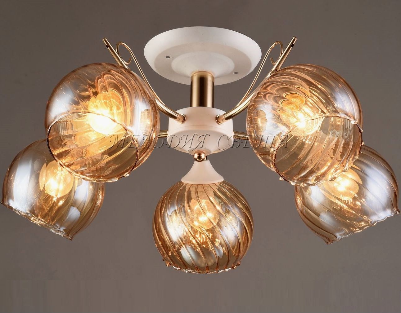 Потолочная люстра Мелодия Света P9802-5 WT+GD 000024878