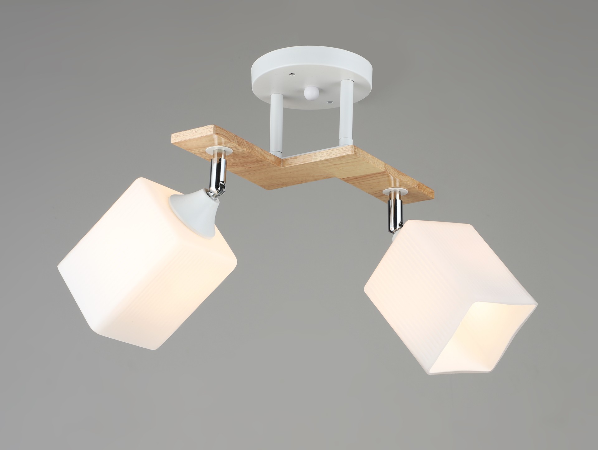 Потолочная люстра Мелодия Света Еврокаркасы 000060409