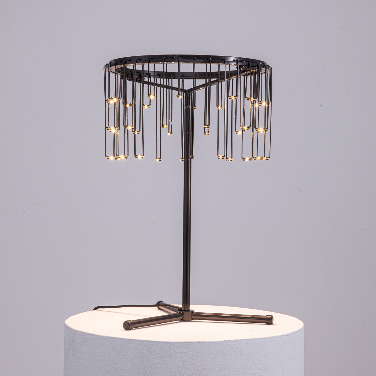 Настольная лампа Delight Collection MD23001008 MT23001008-1A black