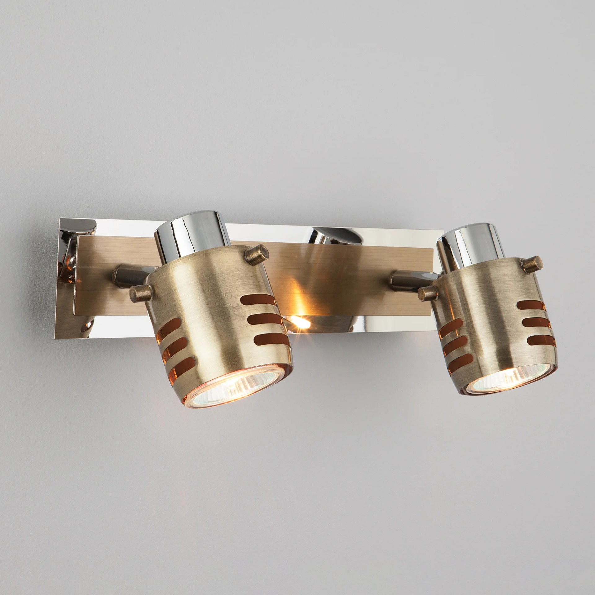 Светильник спот Eurosvet Leonardo 23463/2 хром/античная бронза