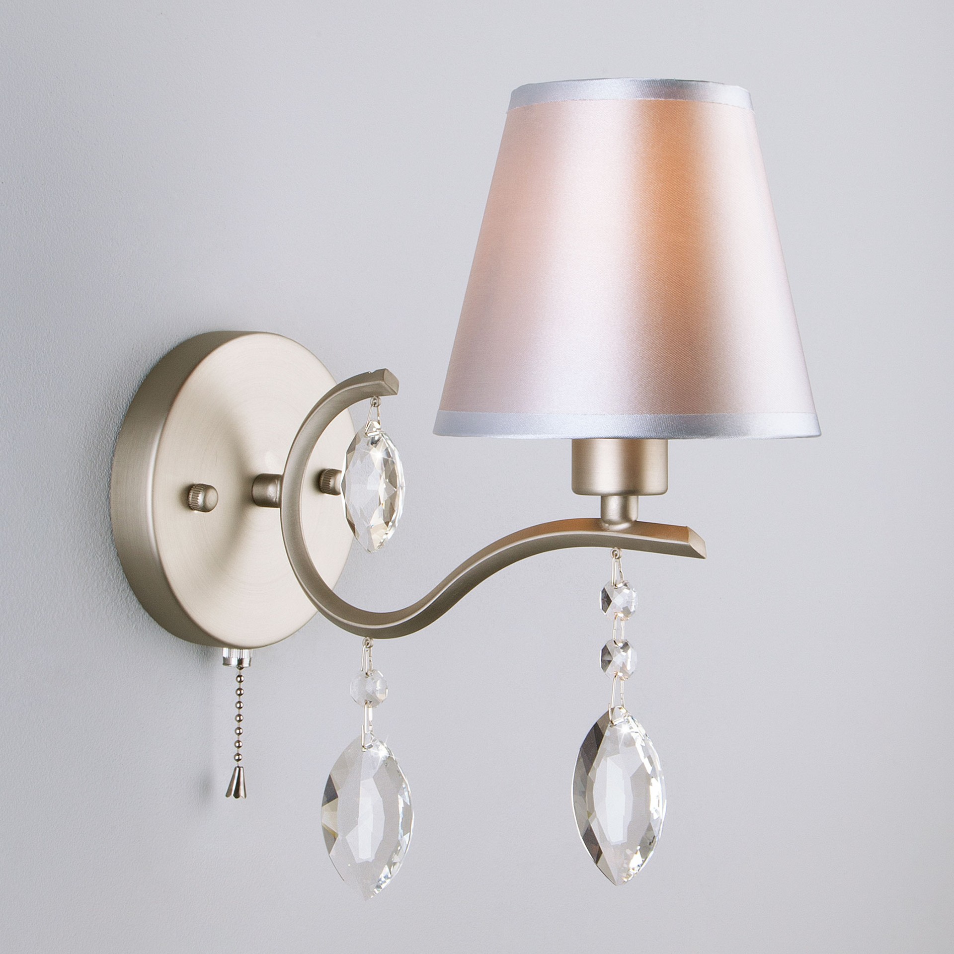 Настенное бра Eurosvet Aurelia 10089/1 сатин-никель/прозрачный хрусталь Strotskis