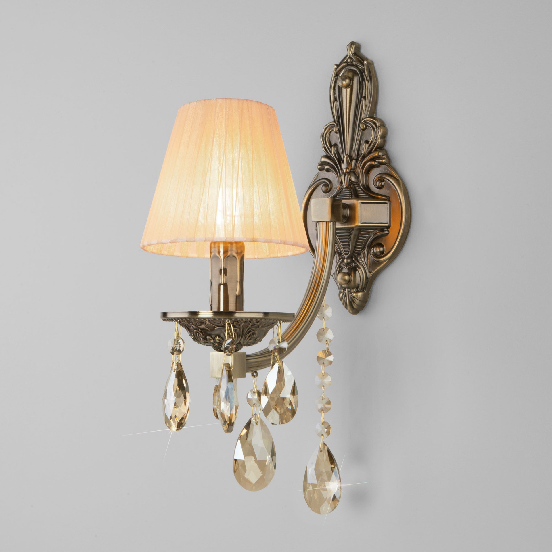 Настенное бра Bogates Liguria 315/1 Strotskis